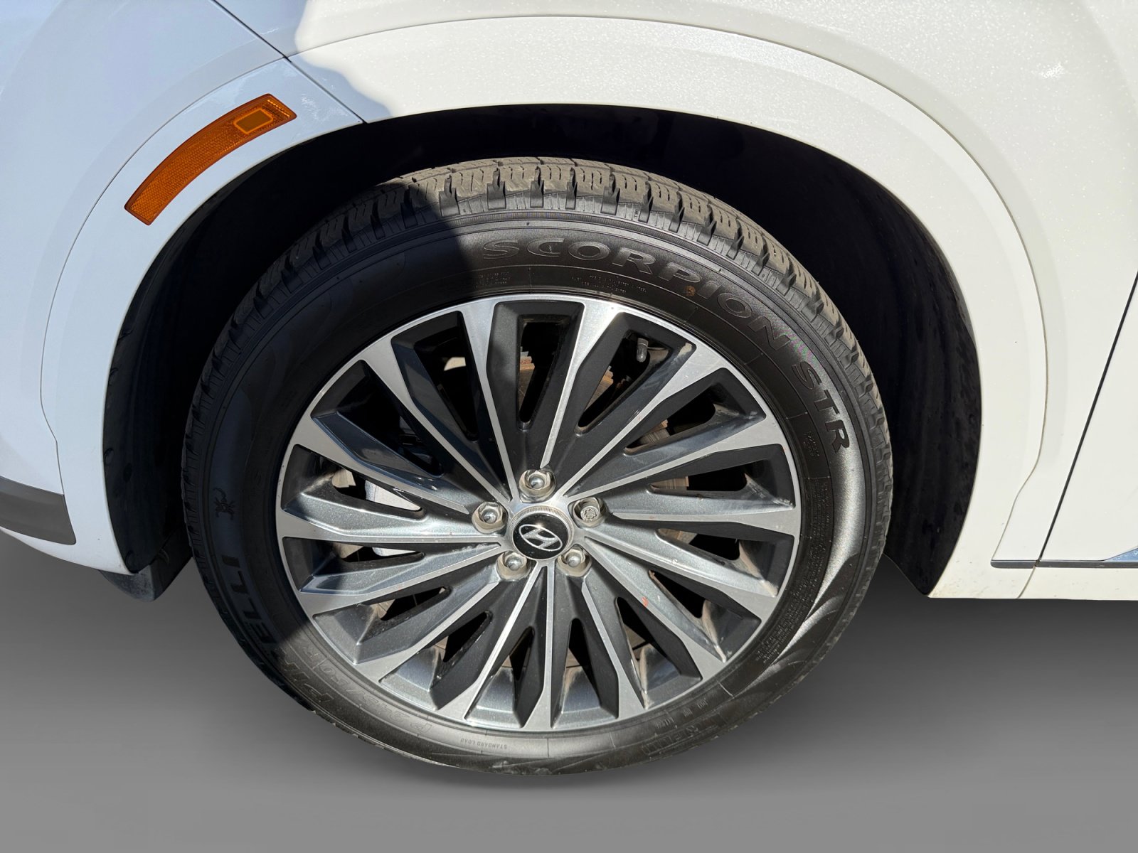 Used 2023 Hyundai Palisade Calligraphy w/ Cargo Package image 9