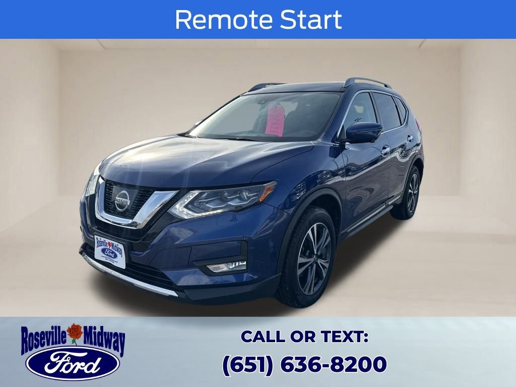 Used 2017 Nissan Rogue SL w/ SL Premium Package image 3