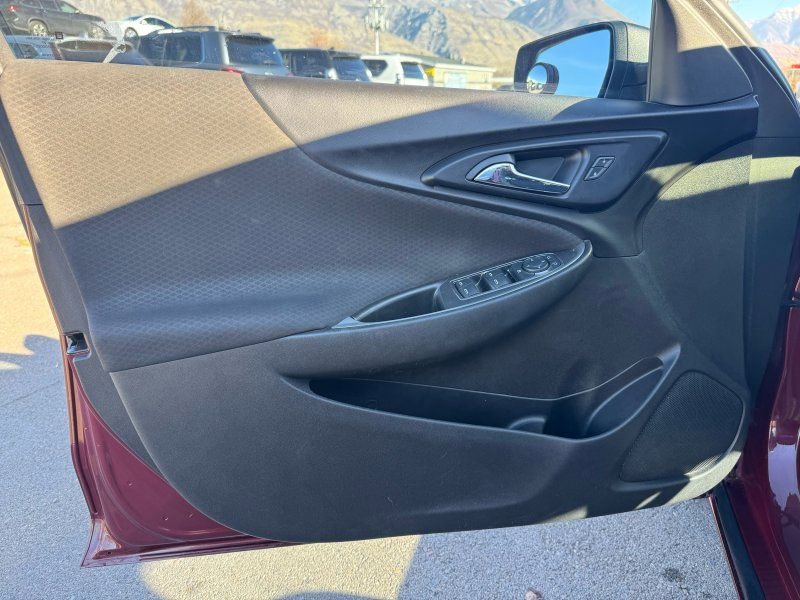 Used 2016 Chevrolet Malibu LS image 10