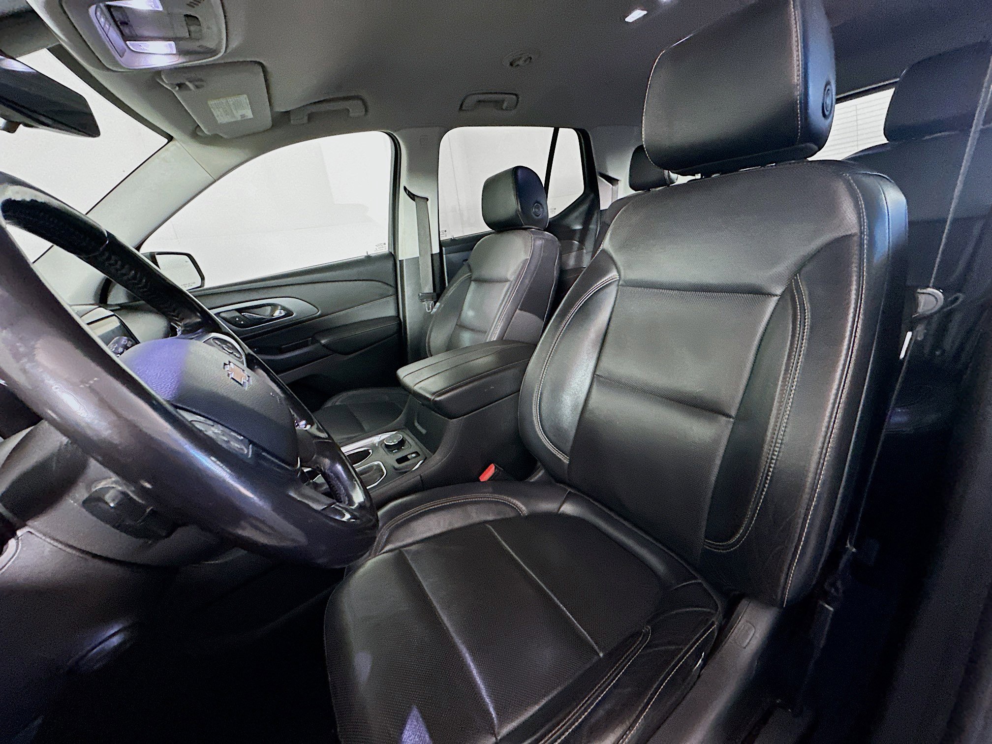 Used 2018 Chevrolet Traverse Premier image 13