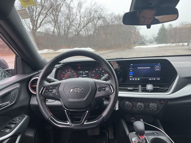 Used 2024 Chevrolet Trax RS w/ Driver Confidence Package image 27