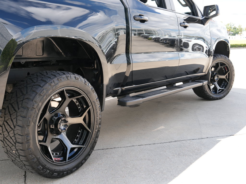 Used 2024 Chevrolet Silverado 1500 RST w/ Convenience Package II AWD/4WD image 11