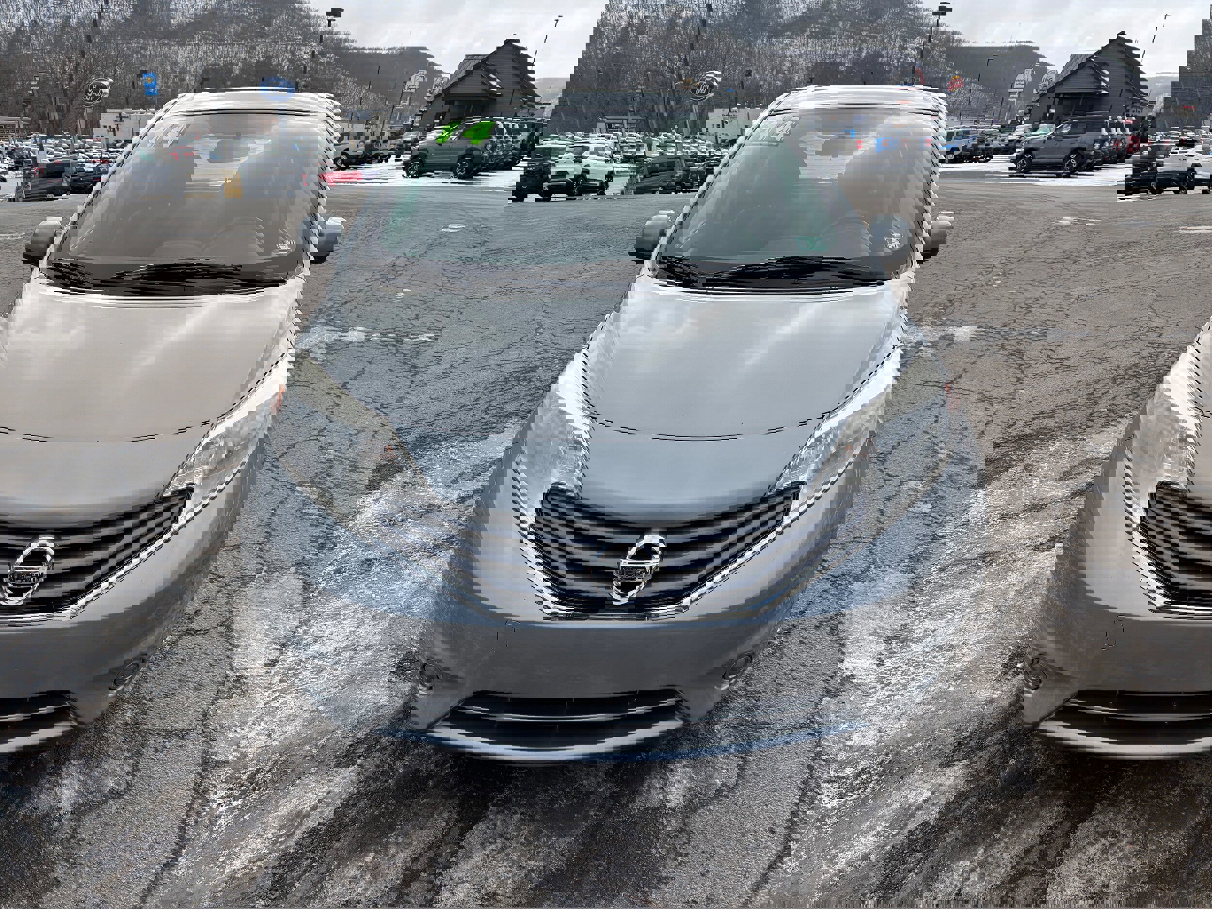 Used 2014 Nissan Versa Note SV image 2