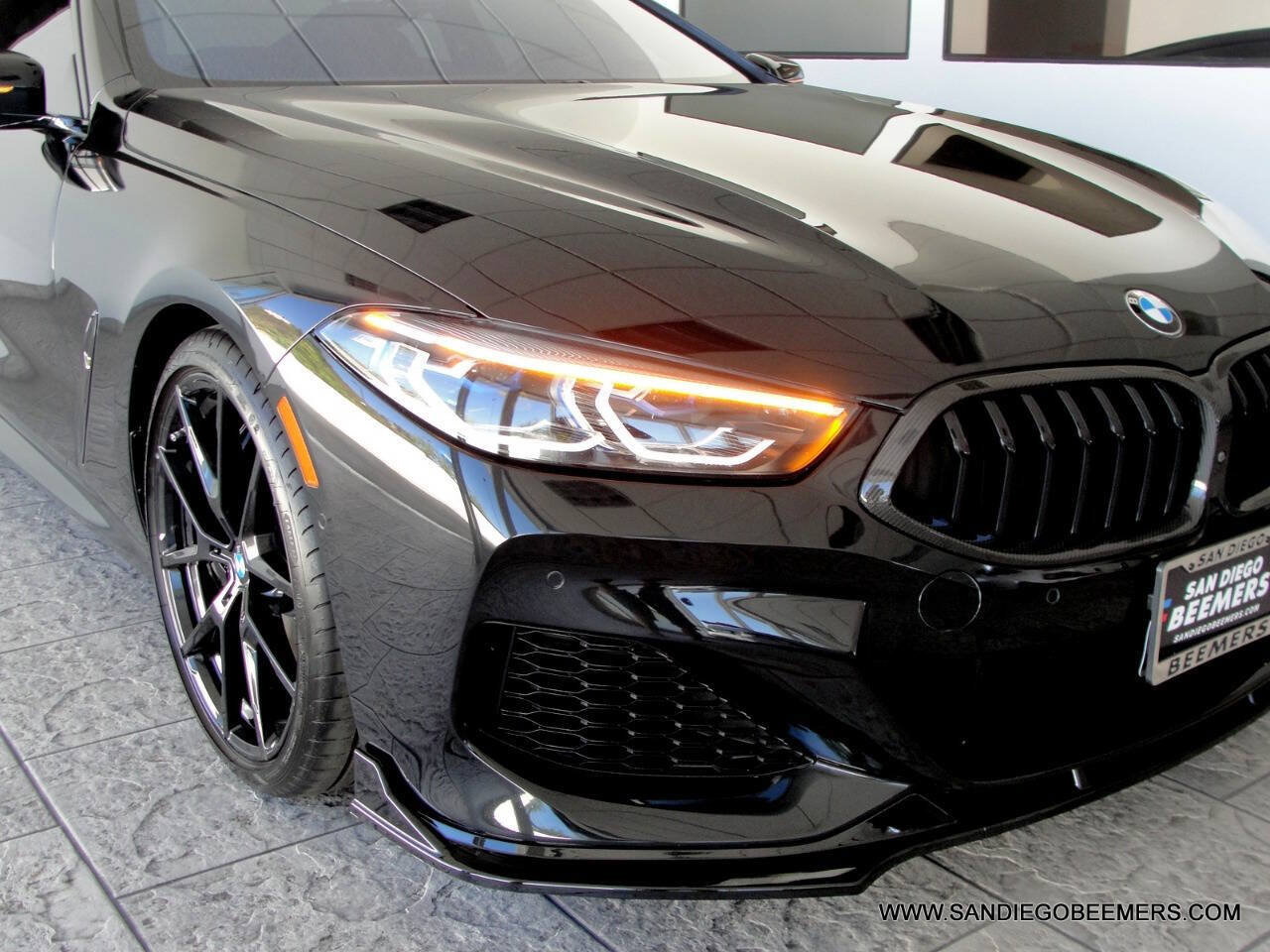 Used 2022 BMW M850i xDrive Coupe w/ Driving Assistance Package AWD/4WD image 65