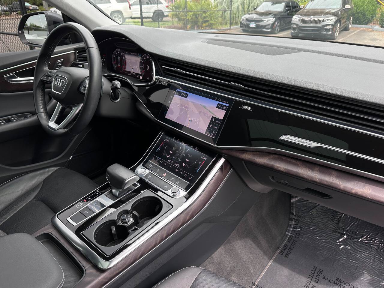 Used 2019 Audi Q8 Premium Plus w/ Premium Plus AWD/4WD image 22