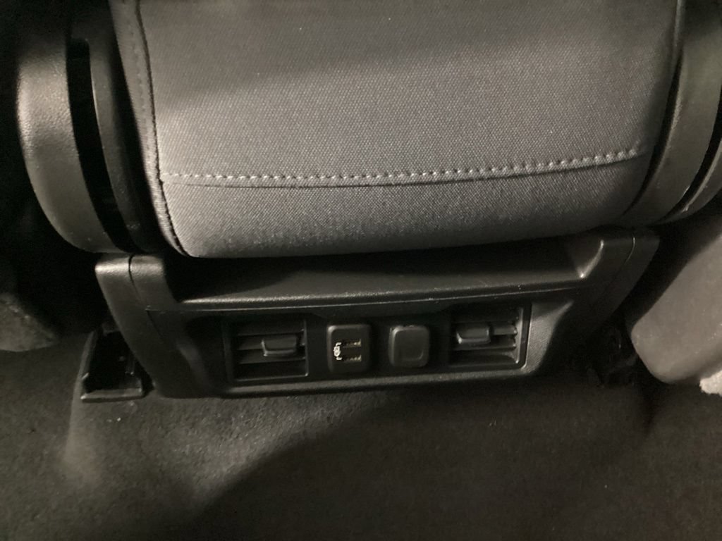 Used 2019 Chevrolet Silverado 1500 LT w/ All-Star Edition AWD/4WD image 30