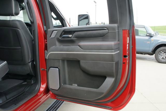 Used 2024 GMC Sierra 2500 AT4X AWD/4WD image 34