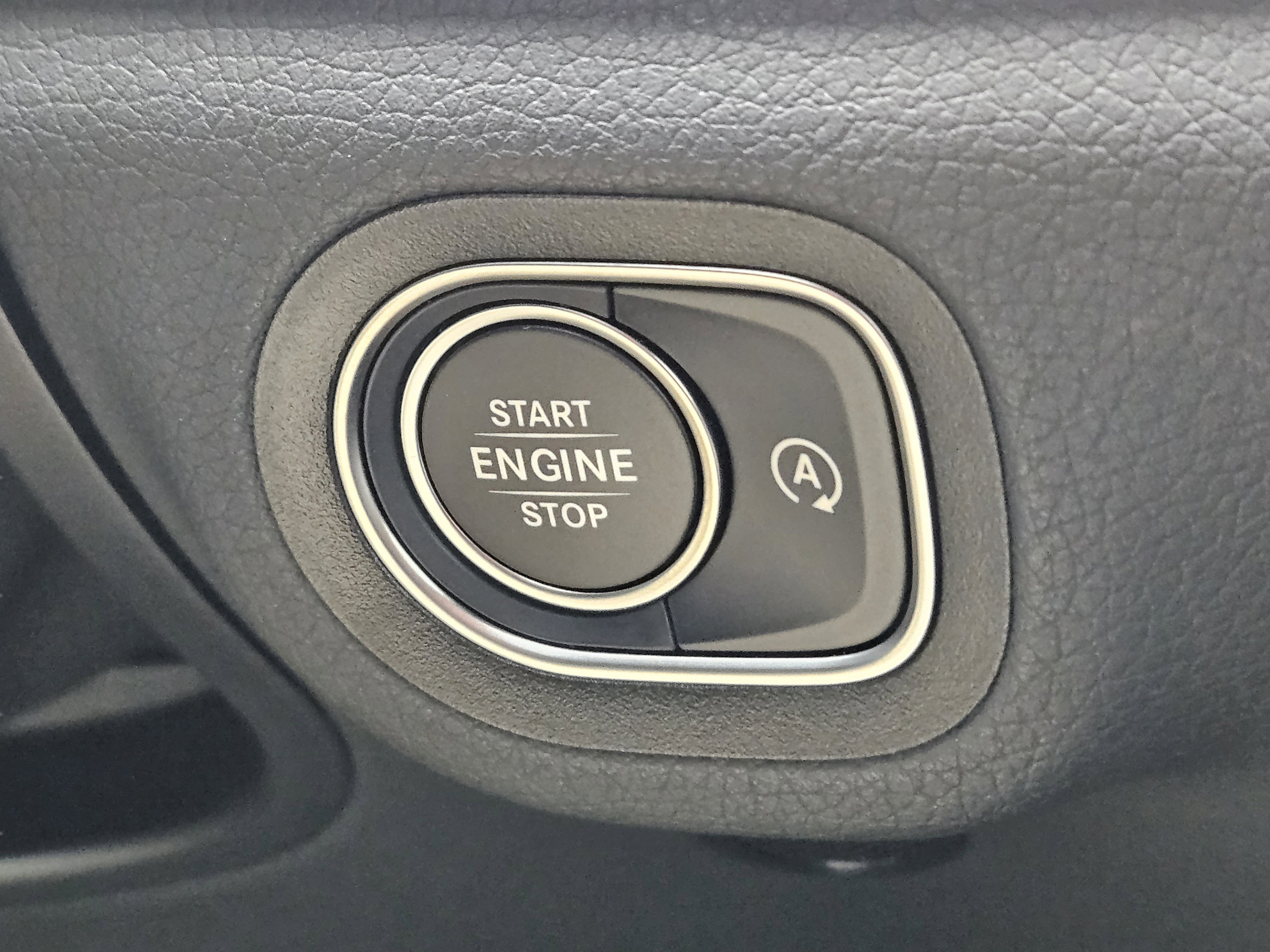 Certified 2026 Mercedes-Benz GLS 450 4MATIC image 13