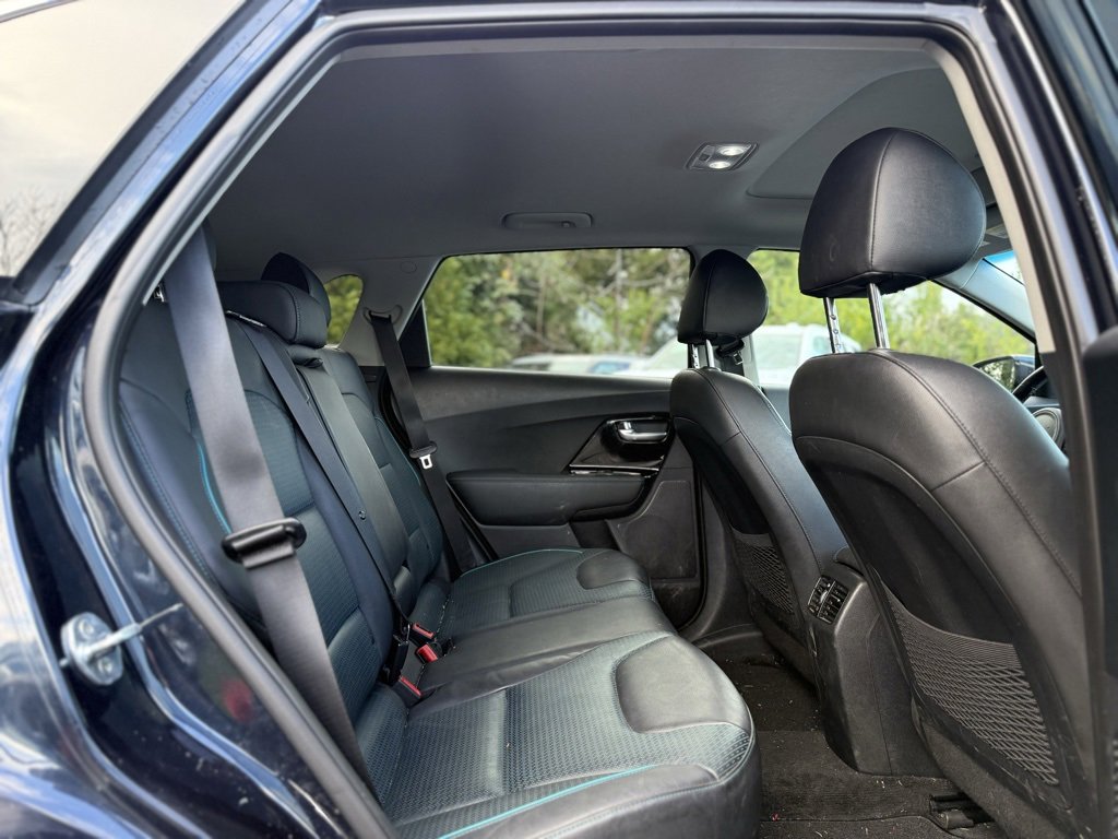 Used 2019 Kia Niro EX Premium w/ Cold Weather Package 1.0 image 23