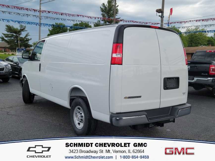 New 2025 Chevrolet Express 2500 w/ Driver Convenience Package image 7