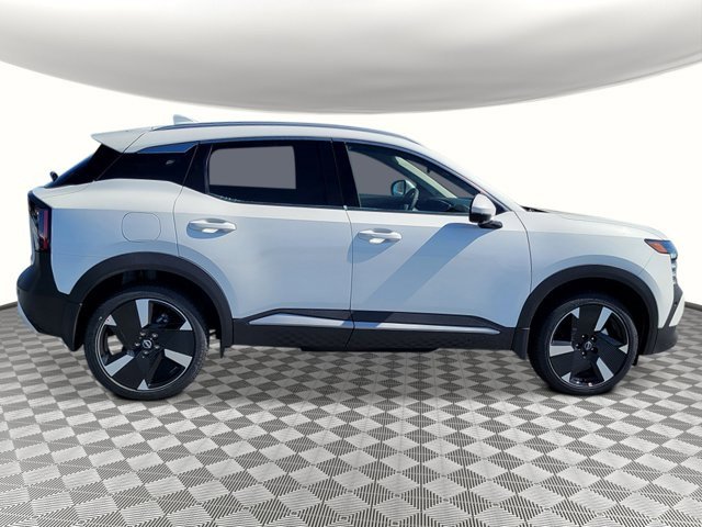 New 2025 Nissan Kicks SR image 6
