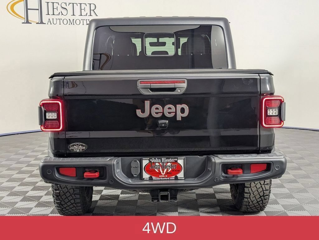 Used 2021 Jeep Gladiator Rubicon AWD/4WD image 2