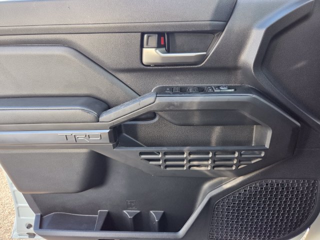 Used 2024 Toyota Tacoma TRD Sport AWD/4WD image 20
