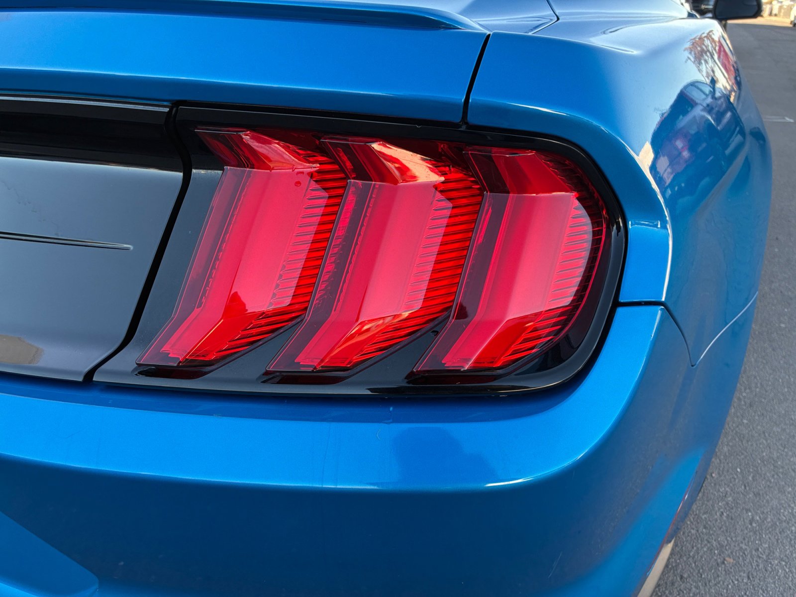 Used 2020 Ford Mustang EcoBoost w/ Equipment Group 101A image 16