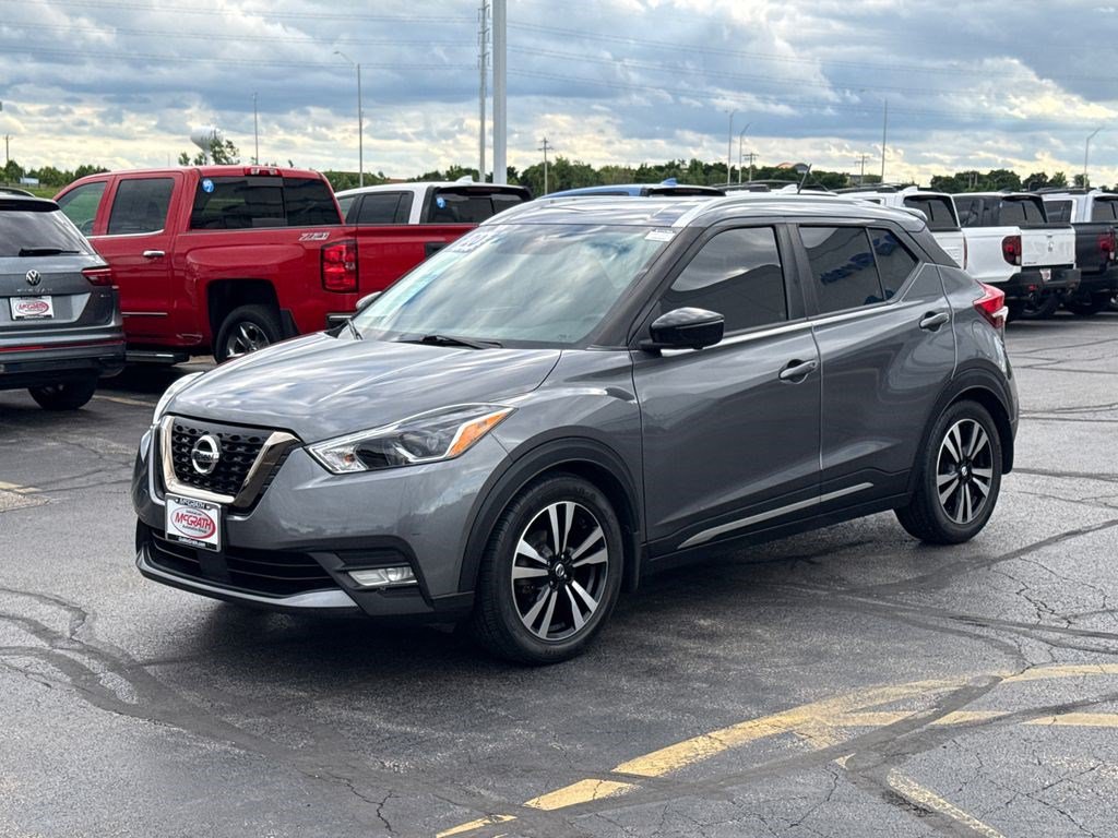 Used 2020 Nissan Kicks SR w/ SR Premium Package FWD image 7