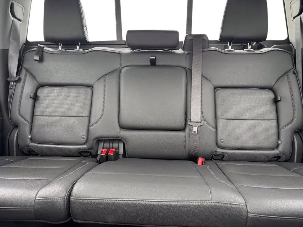 Used 2023 GMC Sierra 1500 Denali AWD/4WD image 20
