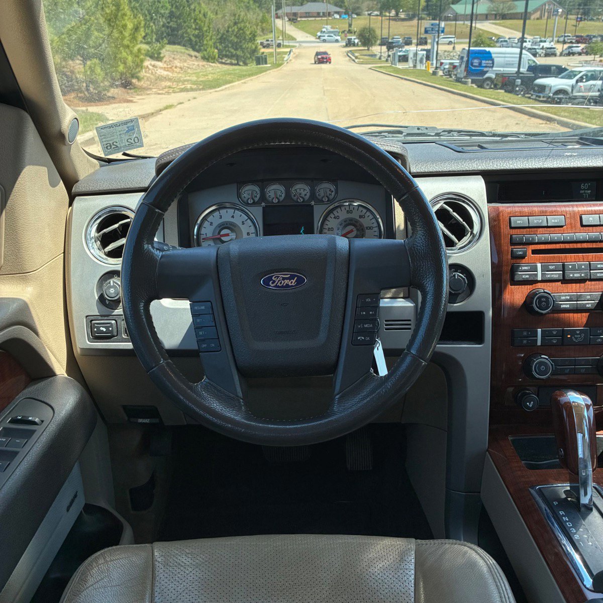 Used 2010 Ford F150 Lariat image 30