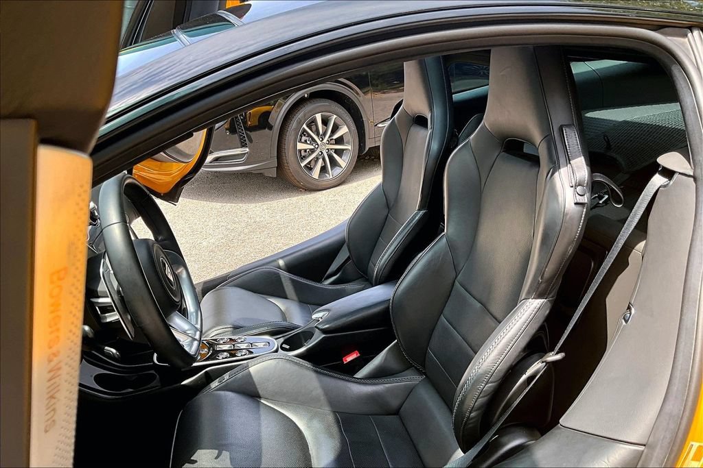 Used 2023 McLaren GT RWD image 30