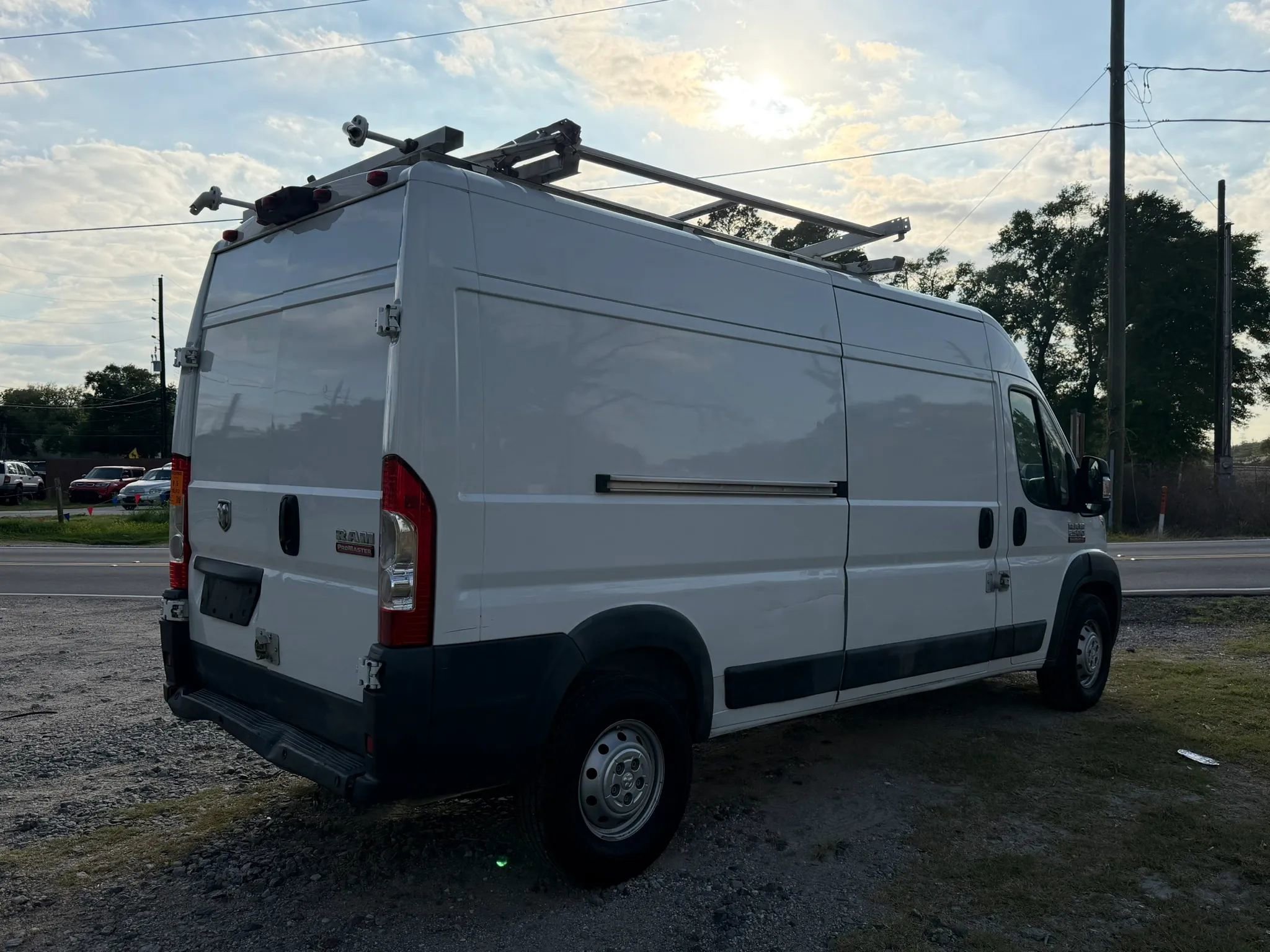 Used 2016 RAM ProMaster 2500 w/ Interior Convenience Group FWD image 5