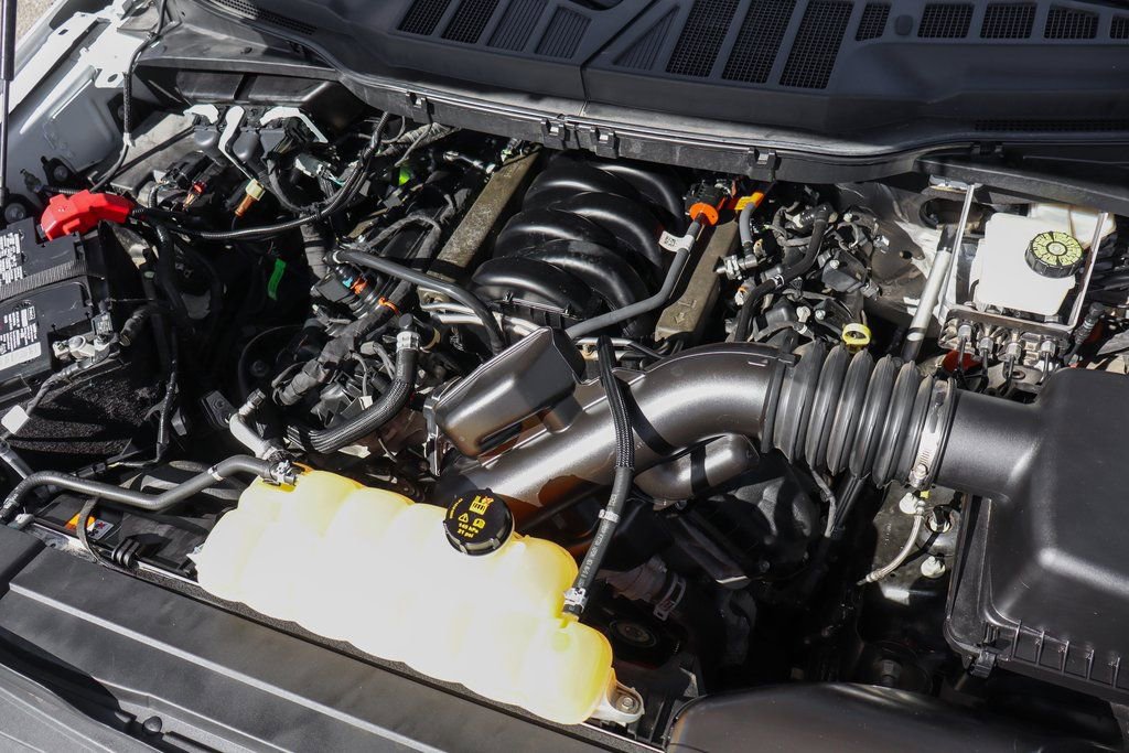 Used 2021 Ford F150 XLT image 12