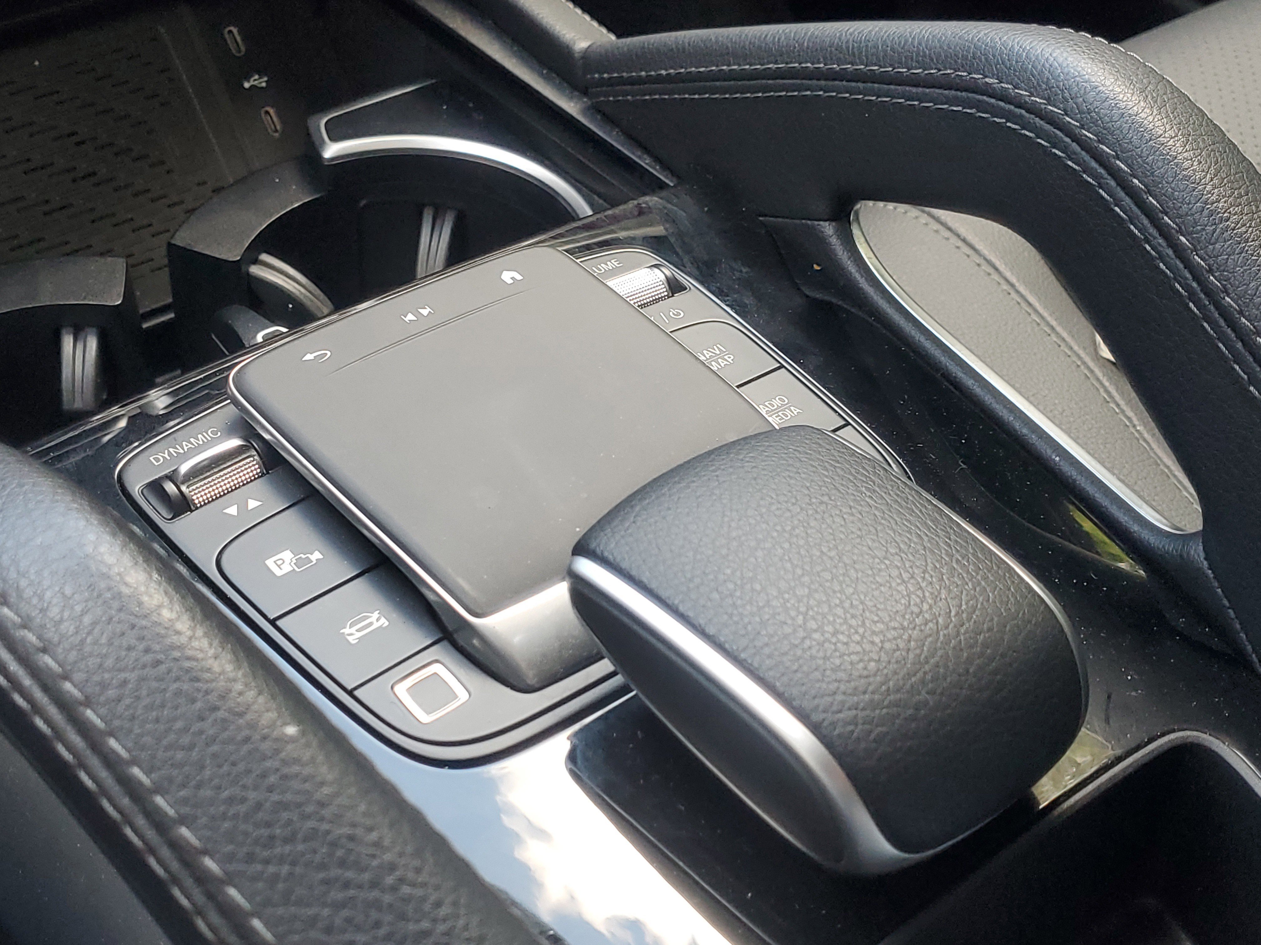 Used 2025 Mercedes-Benz GLE 350 4MATIC image 30