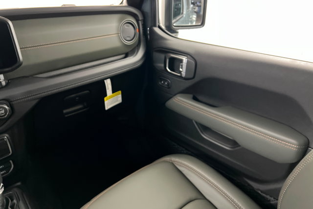 New 2026 Jeep Gladiator Mojave AWD/4WD image 10