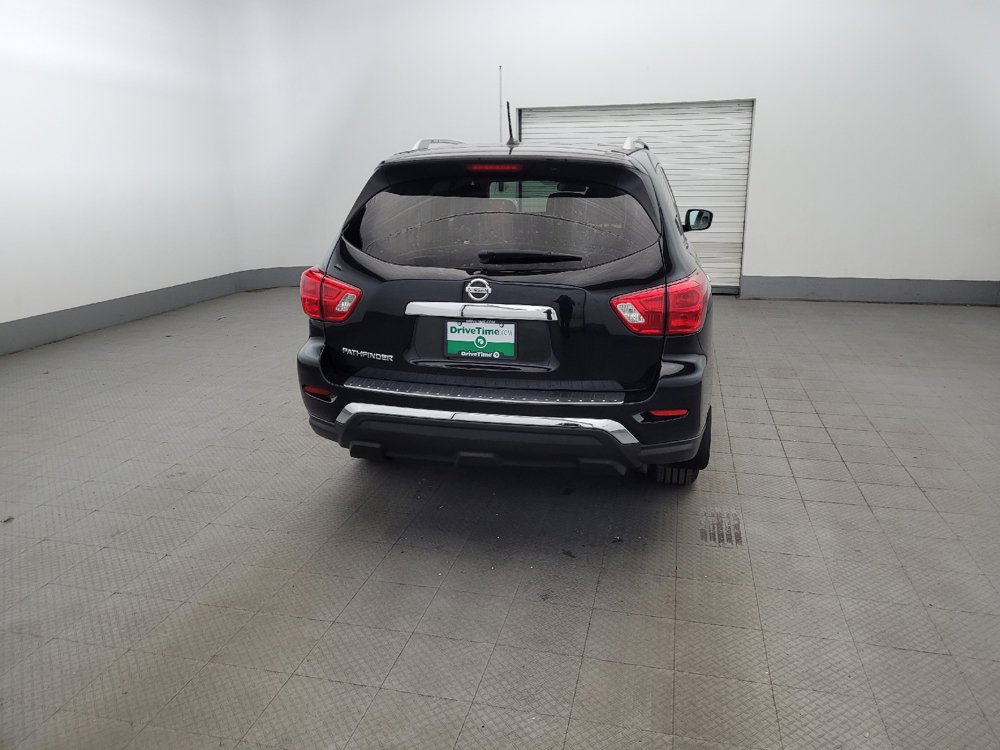 Used 2017 Nissan Pathfinder S AWD/4WD image 7