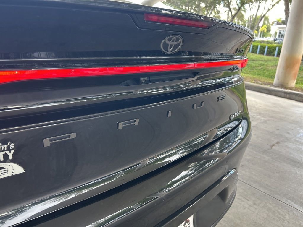 Used 2023 Toyota Prius Limited image 17
