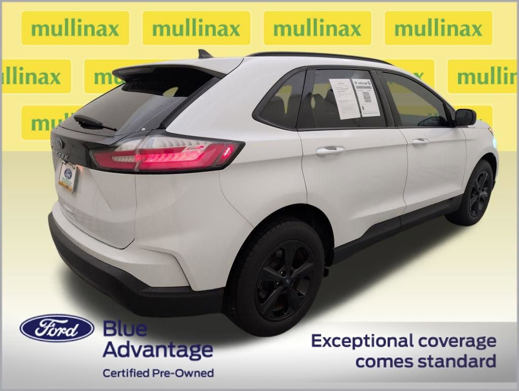 Certified 2021 Ford Edge SE image 3