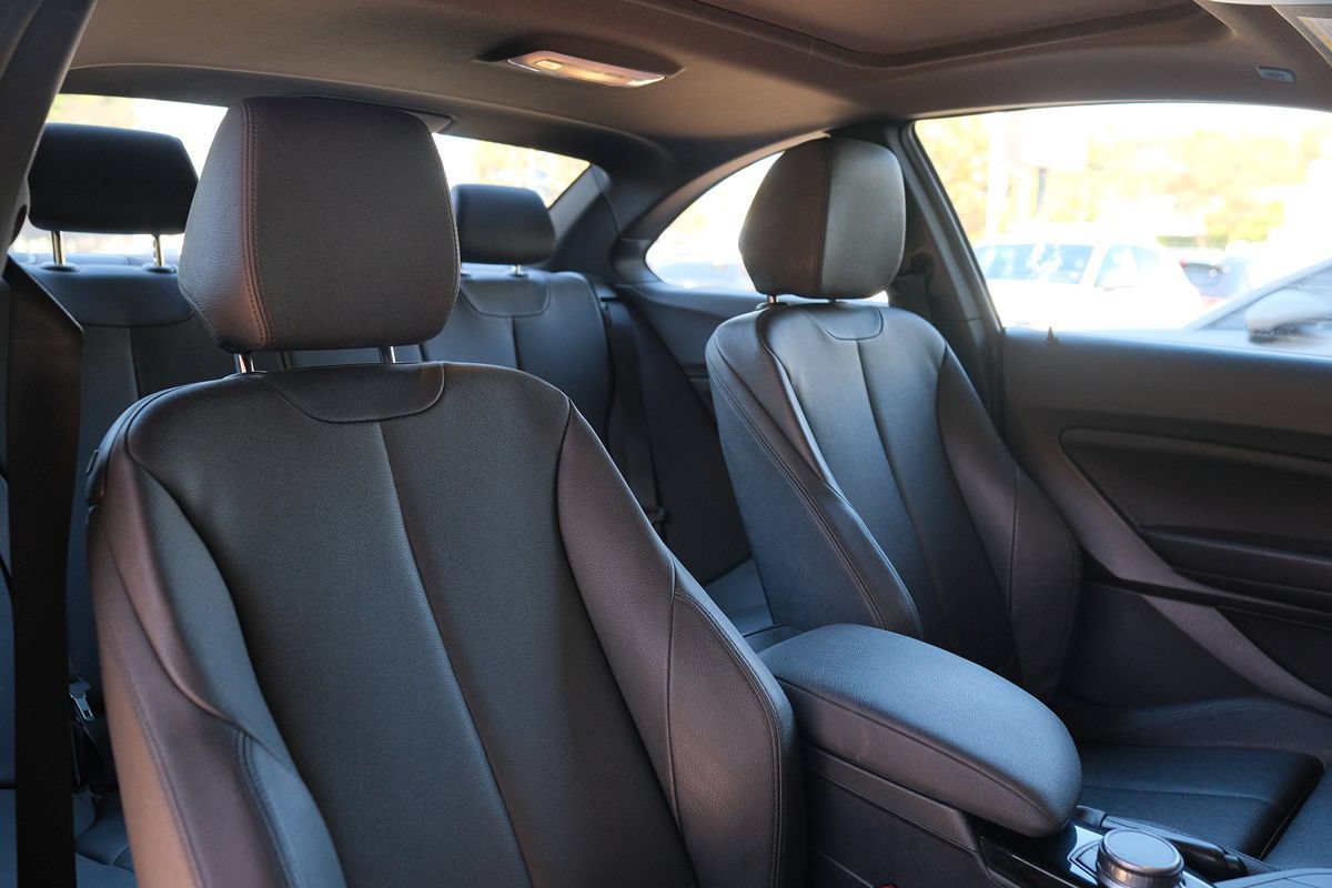 Used 2019 BMW 230i Coupe w/ Premium Package RWD image 34