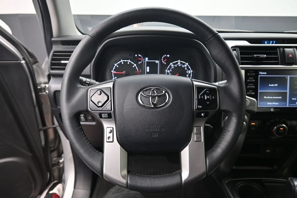 Used 2024 Toyota 4Runner SR5 RWD image 6