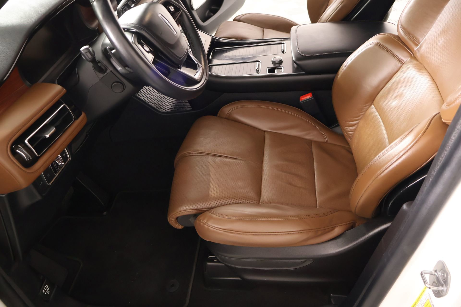 Used 2022 Lincoln Aviator Reserve w/ Equipment Group 201A image 12