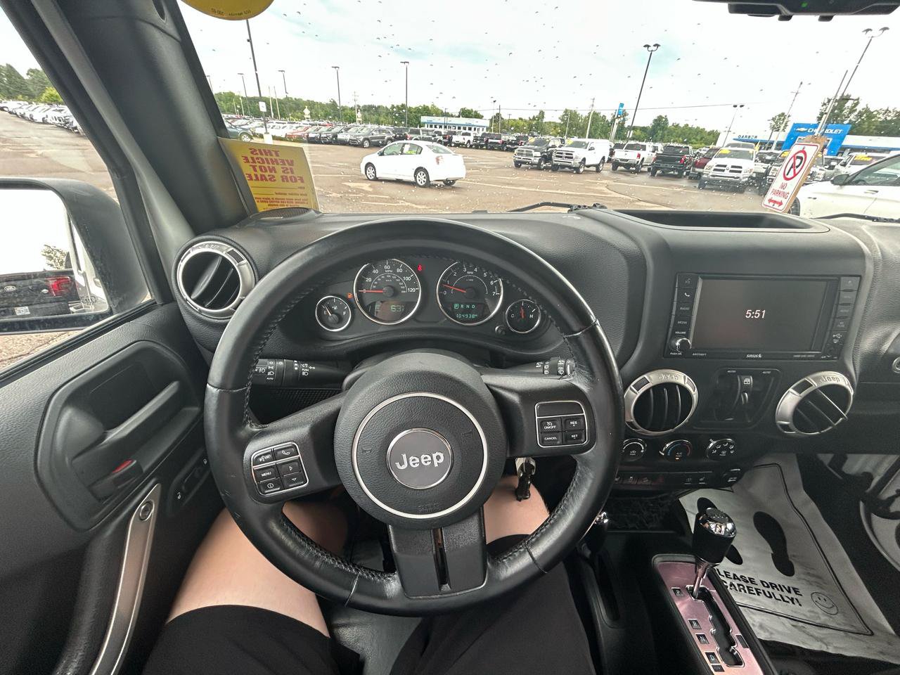 Used 2018 Jeep Wrangler Unlimited Sahara w/ Dual Top Group AWD/4WD image 26