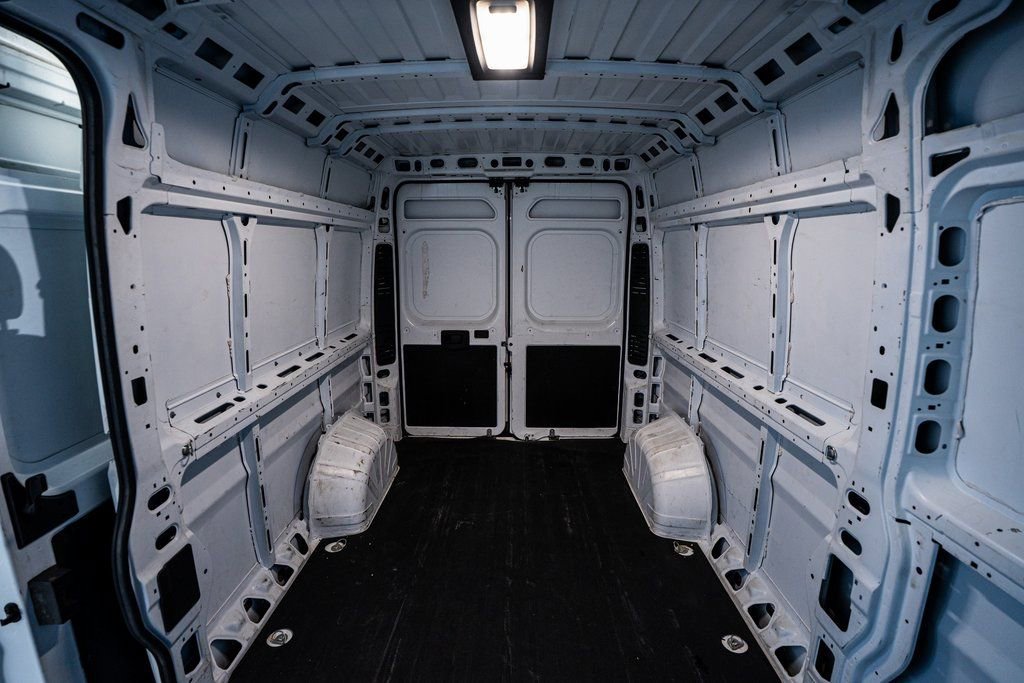 Used 2023 RAM ProMaster 2500 image 38