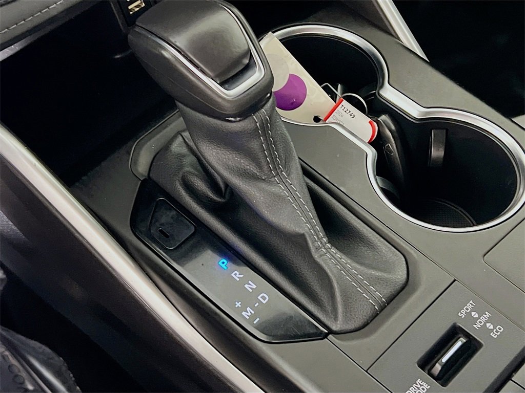 Certified 2024 Toyota Highlander LE image 16