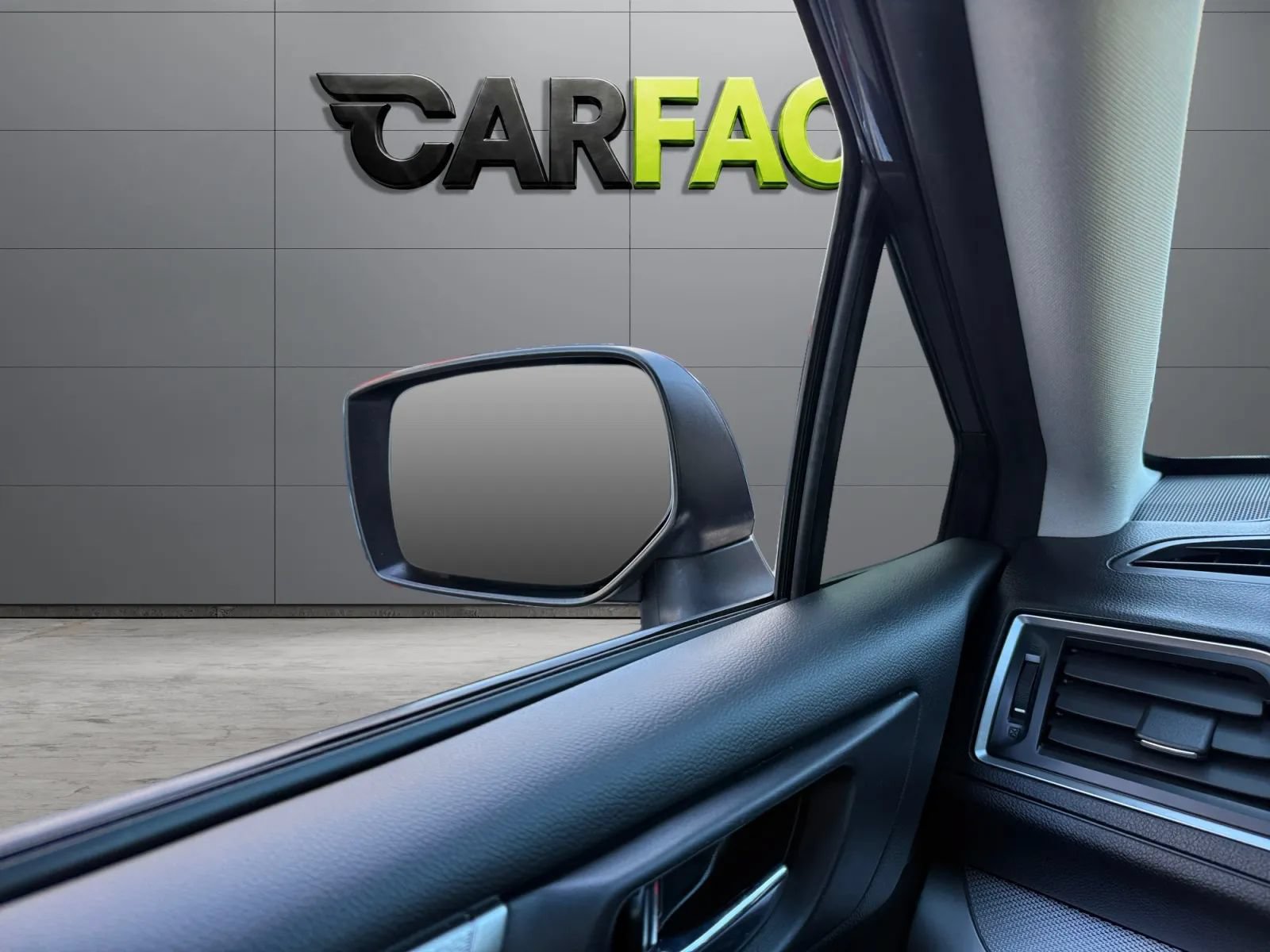 Used 2015 Subaru Legacy 2.5i Premium AWD/4WD image 41