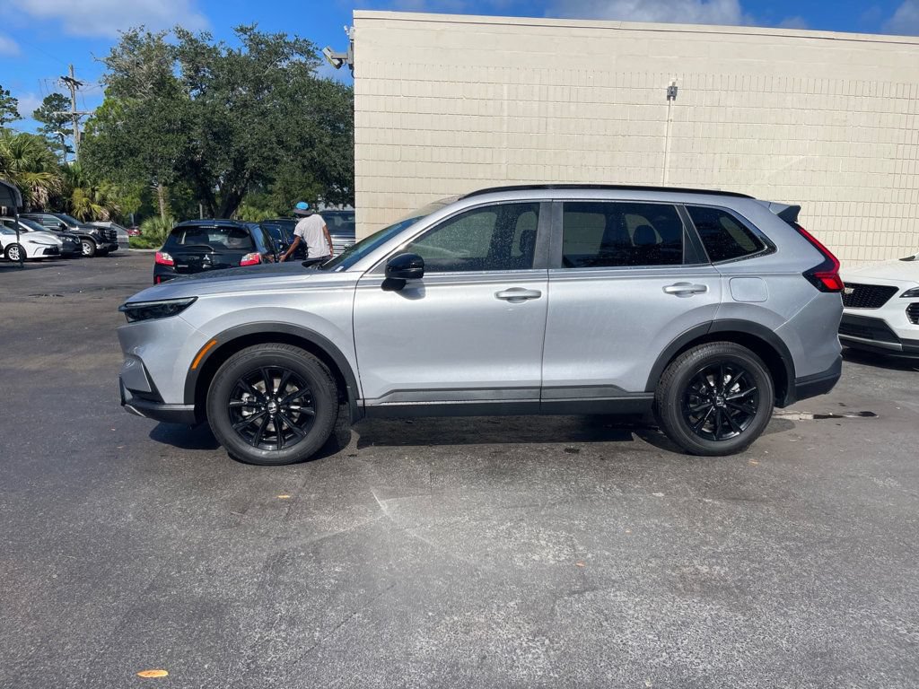 Used 2025 Honda CR-V Sport image 2