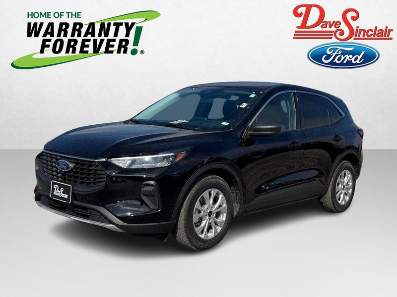 Used 2023 Ford Escape Active w/ Cold Weather Package FWD image 1