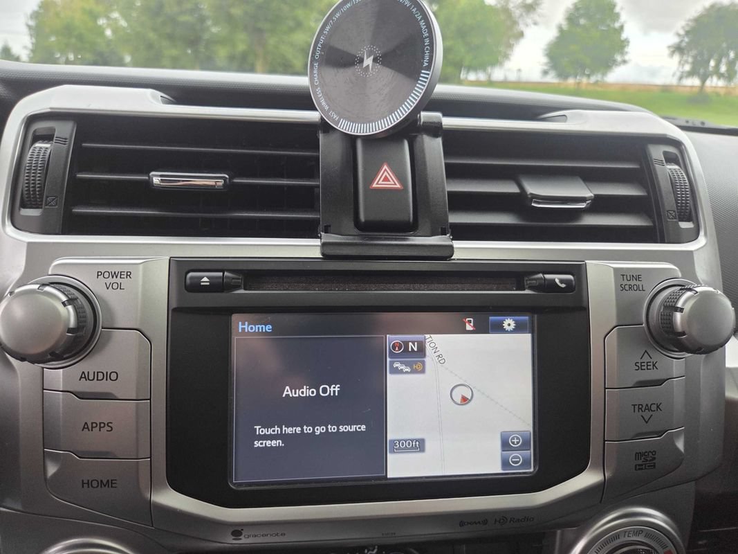 Used 2018 Toyota 4Runner SR5 Premium AWD/4WD image 21