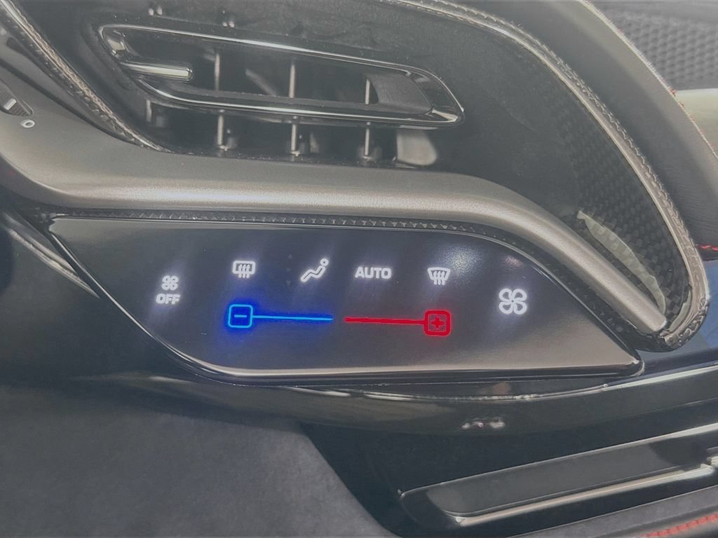Used 2025 Ferrari SF90 Spider AWD/4WD image 16