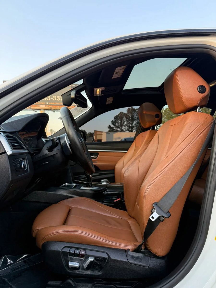 Used 2016 BMW 340i Sedan image 6