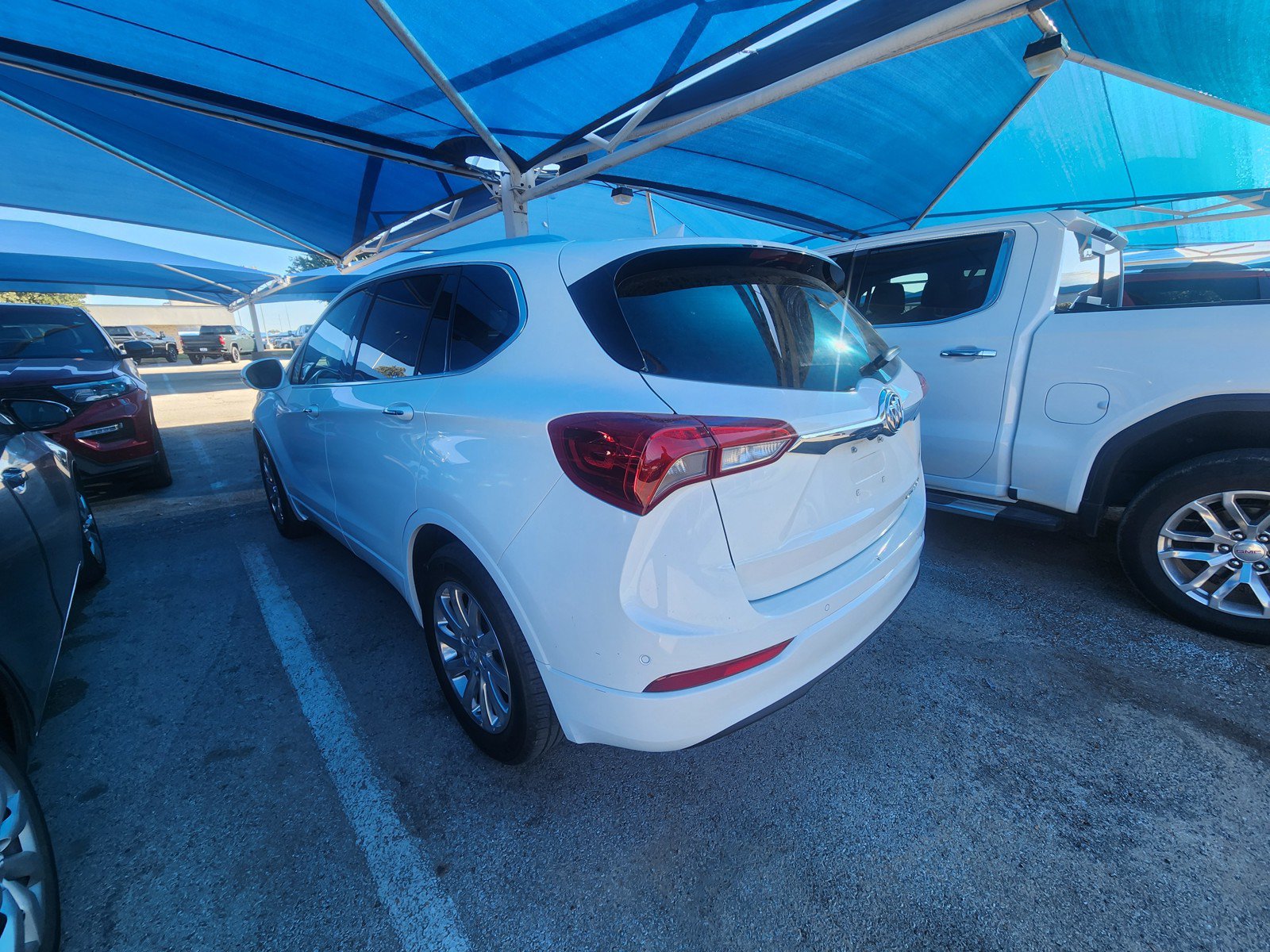 Used 2020 Buick Envision Essence FWD image 3