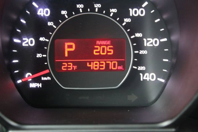 Used 2017 Kia Soul + image 28