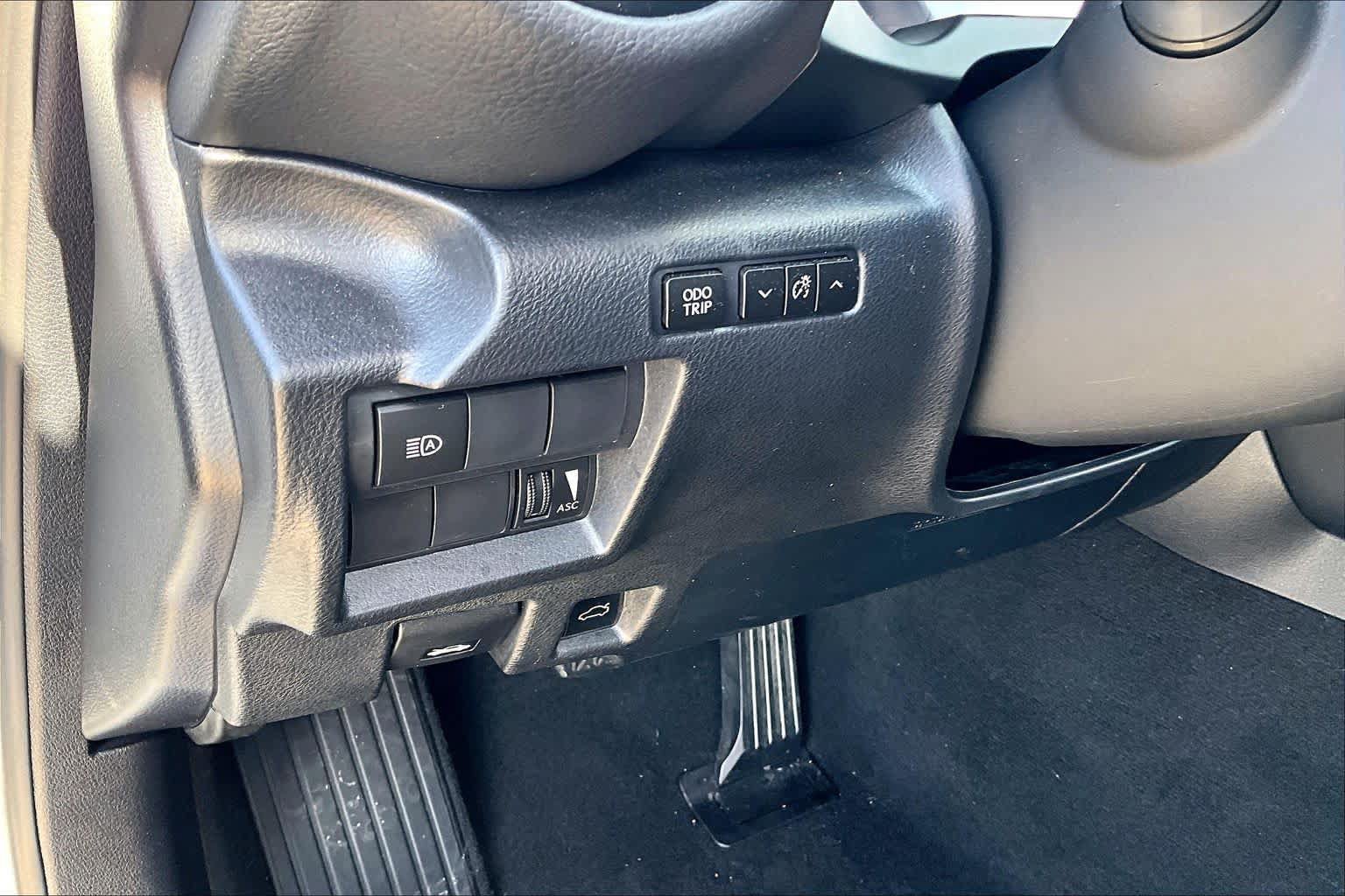 Used 2024 Lexus IS 350 F Sport w/ Accessory Package 2 RWD image 34