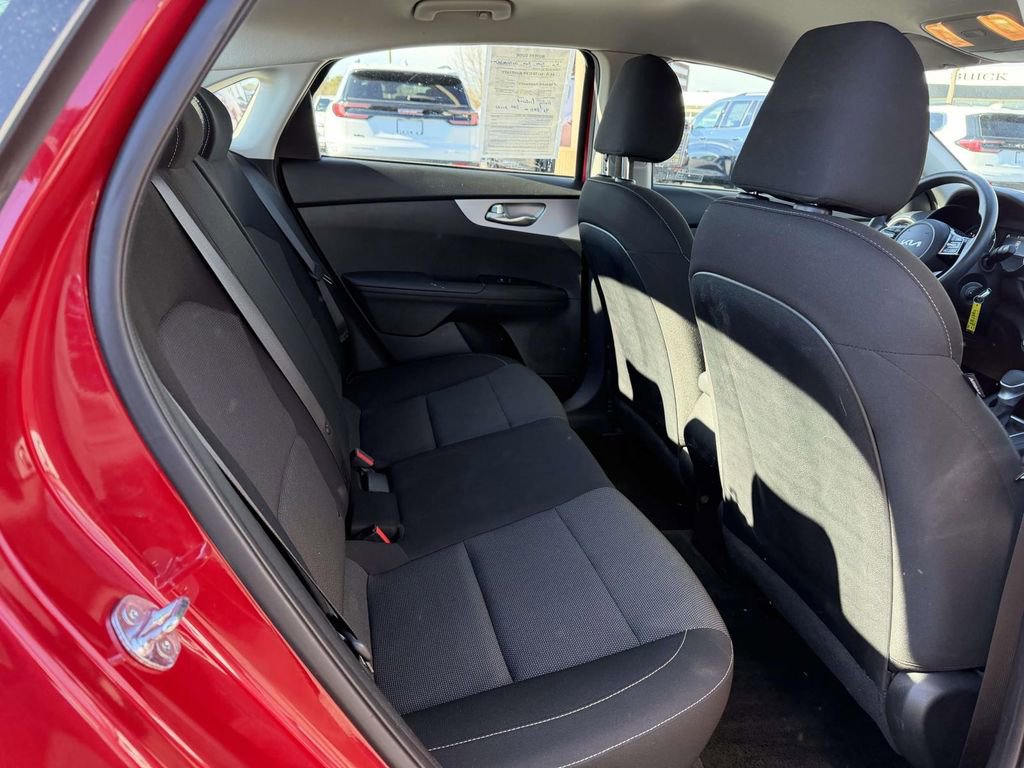 Used 2024 Kia Forte LXS image 12
