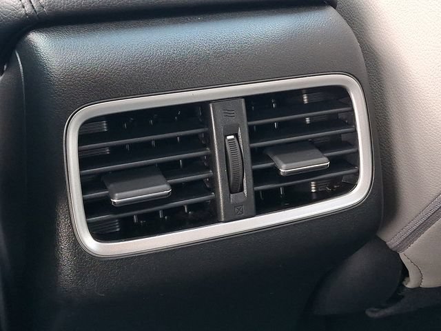 Used 2016 Honda CR-V Touring image 11