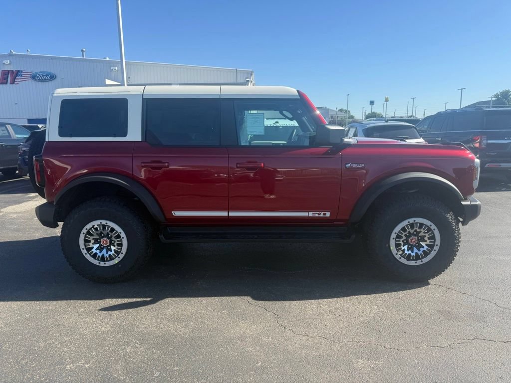 New 2026 Ford Bronco Outer Banks AWD/4WD image 2