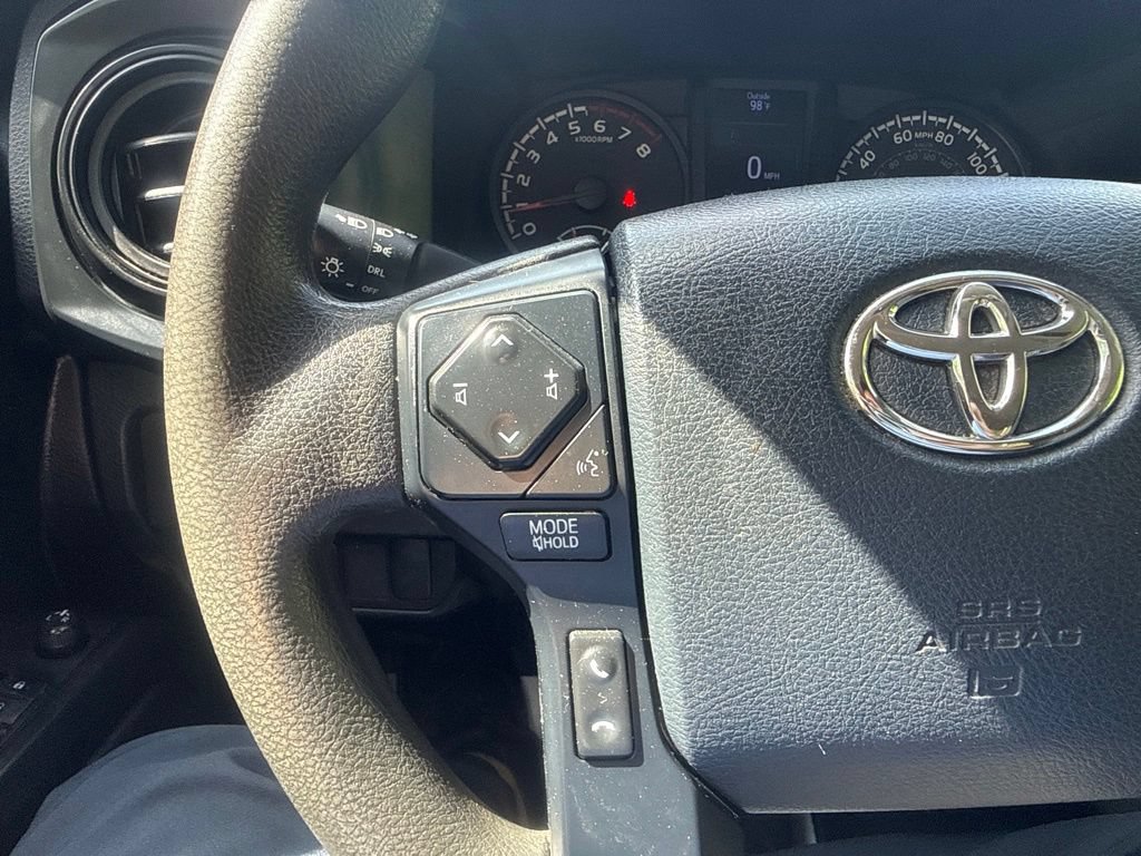 Used 2020 Toyota Tacoma SR AWD/4WD image 17