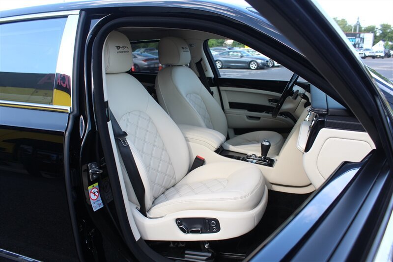Used 2013 Bentley Mulsanne RWD image 23