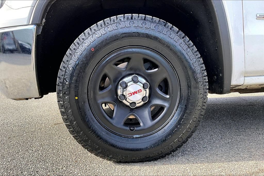 Used 2018 GMC Sierra 1500 2WD Regular Cab image 32